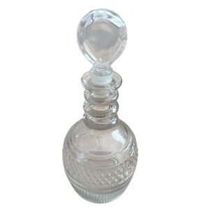Tiffany & Co. Elegant Clear Glass Decanter